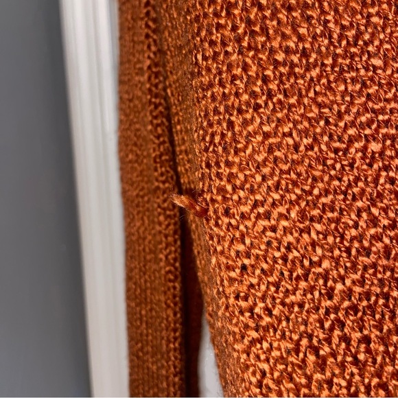 Autumn Orange Forever 21 open back sweater - women’s size medium - Picture 5 of 6